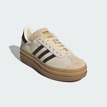 ADIDAS ORIGINALS Σνίκερ χαμηλό 'Gazelle Bold' σε λευκό