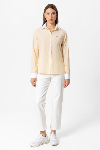 DENIM CULTURE - Blusa 'SOFIA' en amarillo
