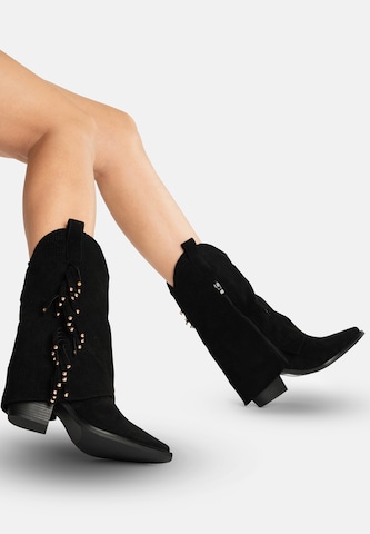 Salinyang Cowboy Boots in Black