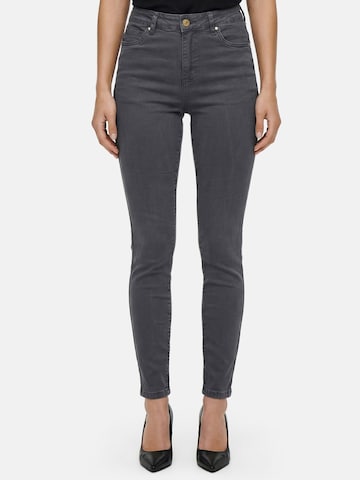 Jeans 'F138' di Tazzio in grigio
