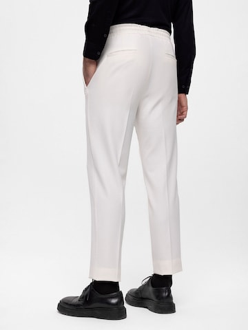 Antioch Loose fit Trousers with creases in White