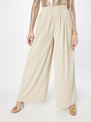 Misspap Wide leg Pleat-Front Pants in Beige: front