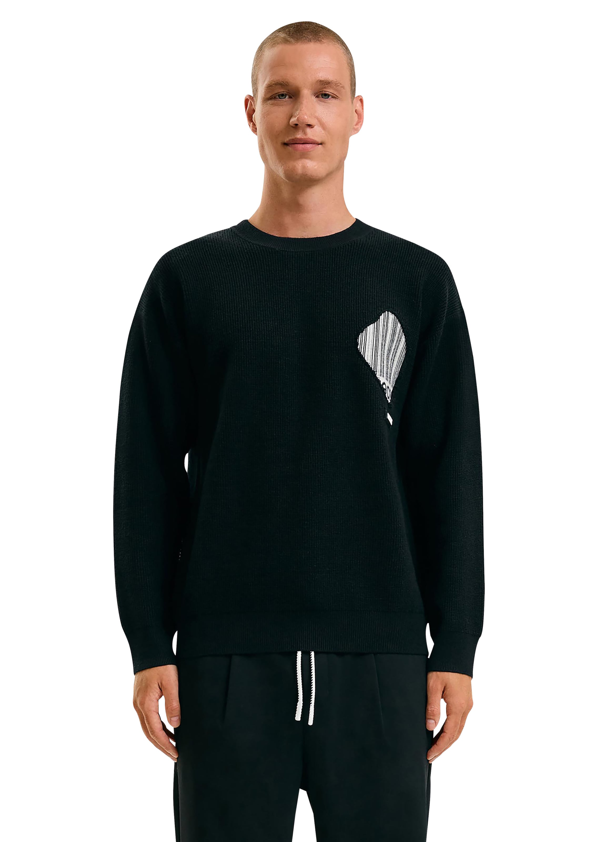 QS Sweater in Black: front
