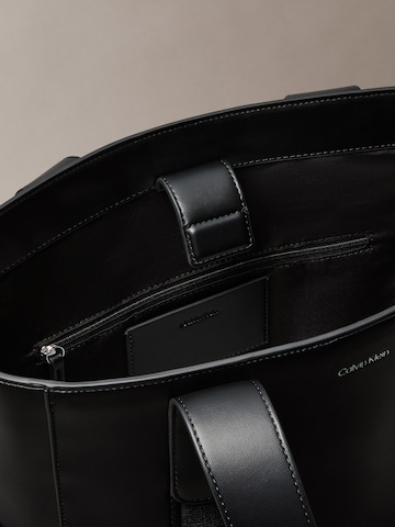 Calvin Klein - Shopper en negro