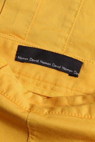 DAVID NAMAN Shorts in 29-30 in Yellow