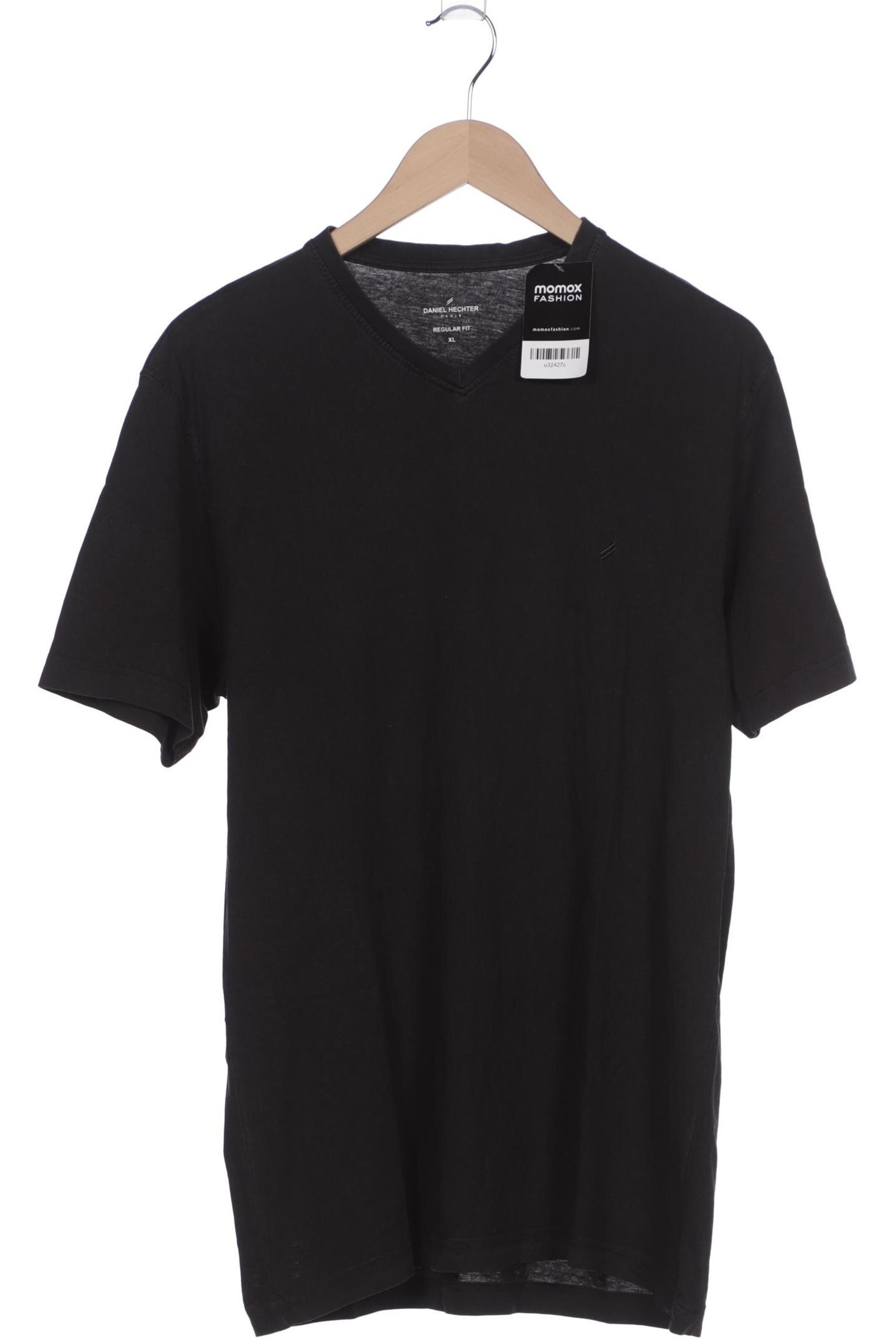 HECHTER PARIS Shirt in XL in Black: front