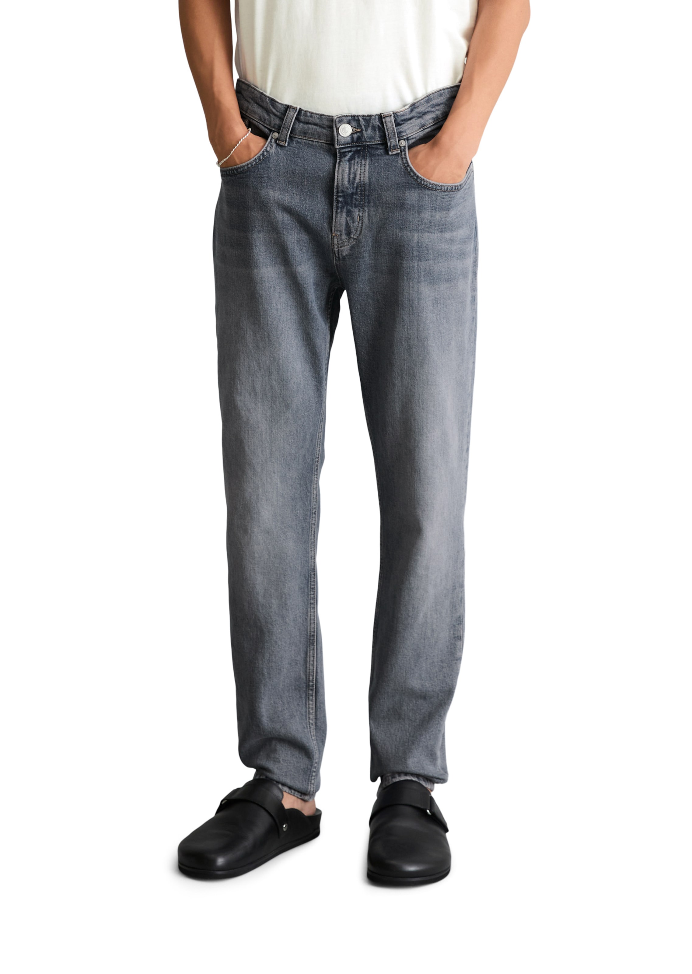 Marc O'Polo DENIM Tapered Jeans in Blauw: voorkant