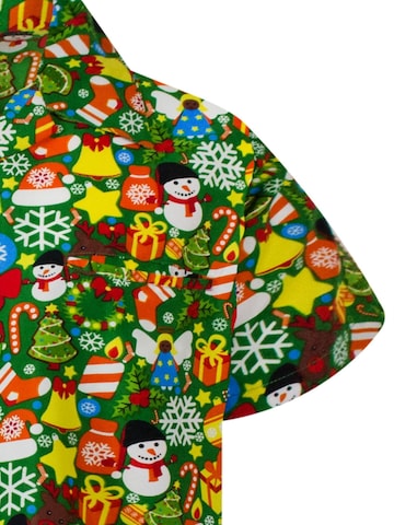 Regular fit Camicia 'Christmas Allover' di King Kameha in verde