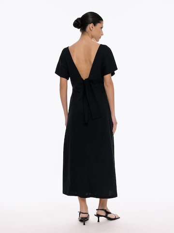 4TAILORS - Vestido 'Connect Me' em preto