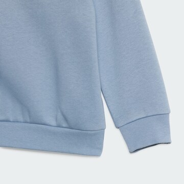 ADIDAS ORIGINALS Костюм для бега 'Essentials' в Синий
