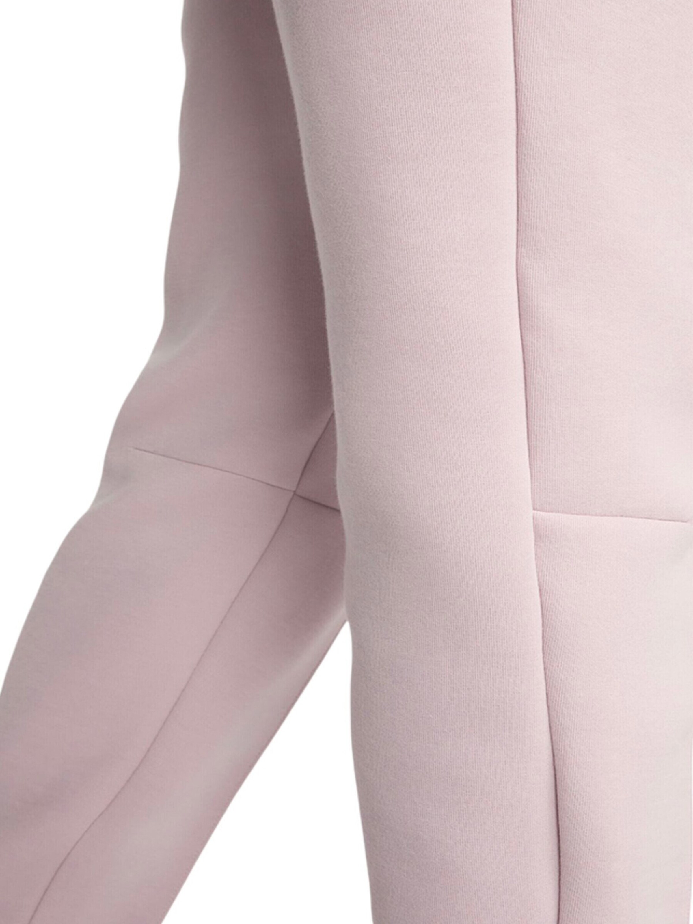 Tapered Pantaloni 'Tch Flc' di Nike Sportswear in lilla