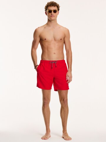 Shiwi Badeshorts 'MIKE' in Rot