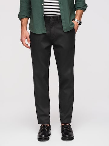 Ombre Chino trousers in Black: front