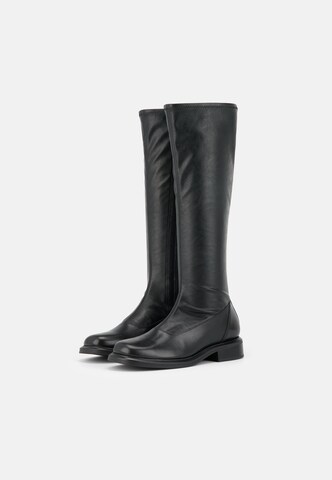 VAGABOND SHOEMAKERS Boots 'ELLIS' in Black