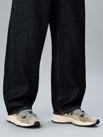 Flower Mountain Platform trainers 'TIGER HILL MAN' in Grey: front