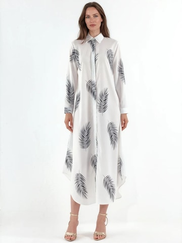 Abito camicia di MSN Collection in bianco: frontale