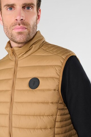 Gilet 'Croz' Le Temps Des Cerises en beige