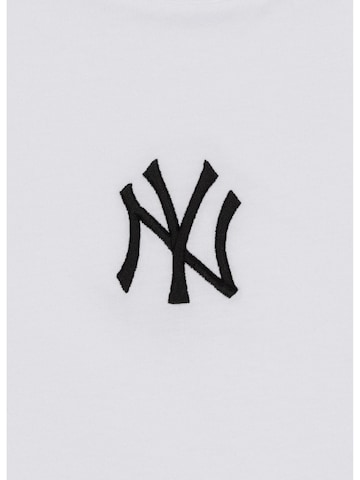NEW ERA Shirt 'Camiseta new era blanca tirantes yankkes midi logo sleeveless tee' in White