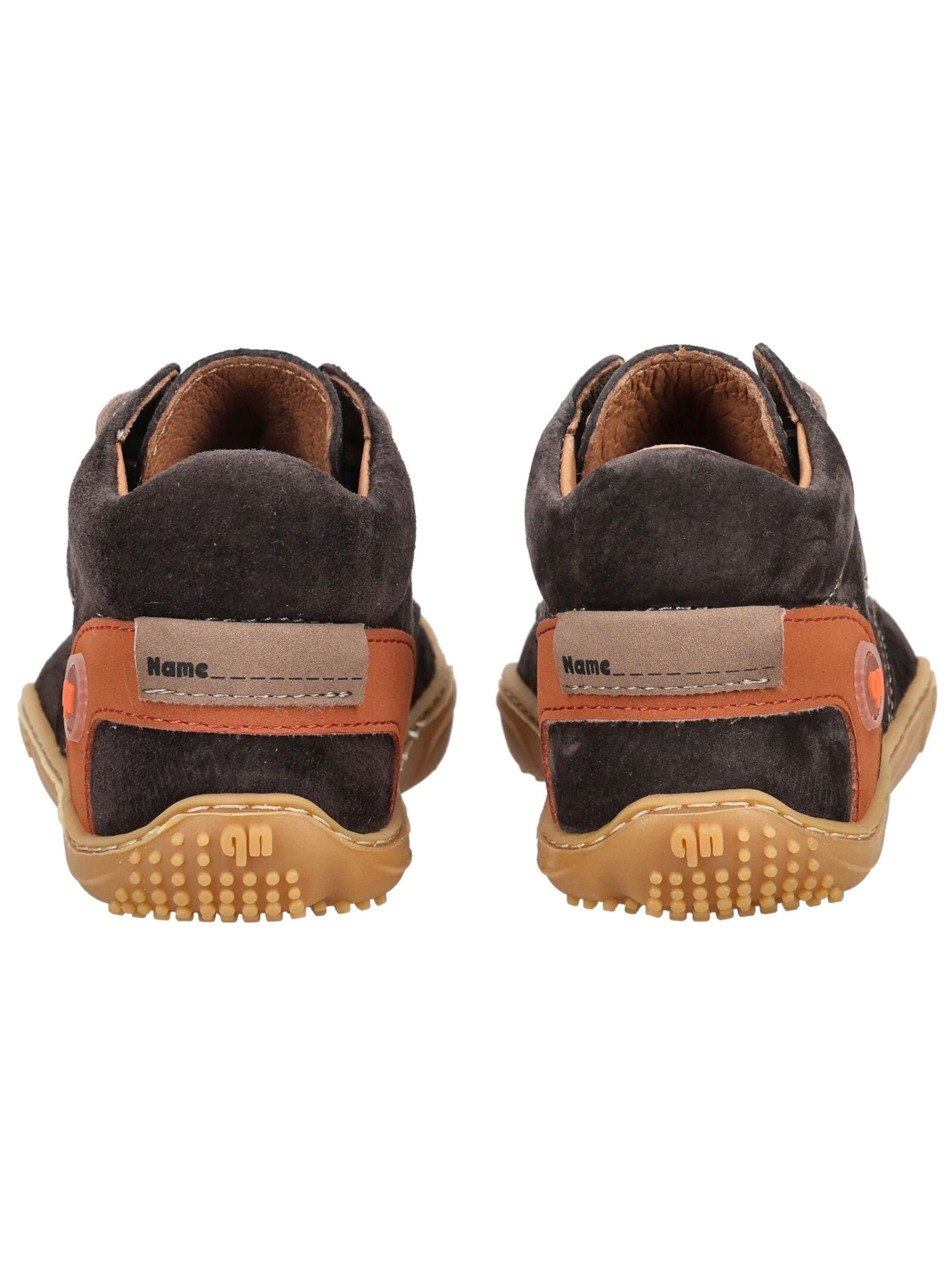 Sneaker di Qnuffs in marrone