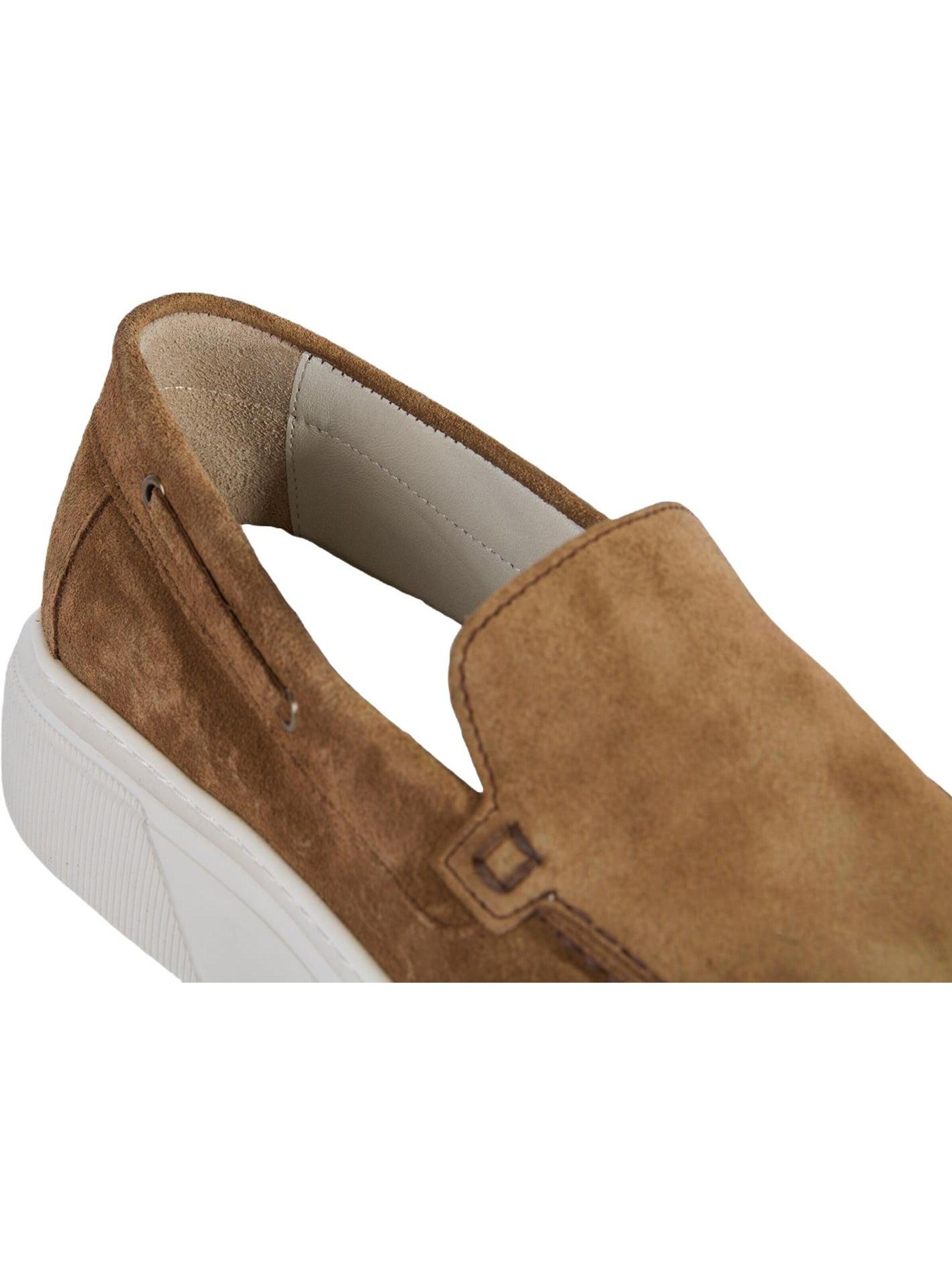Desa Classic Flats 'Slipper' in Brown