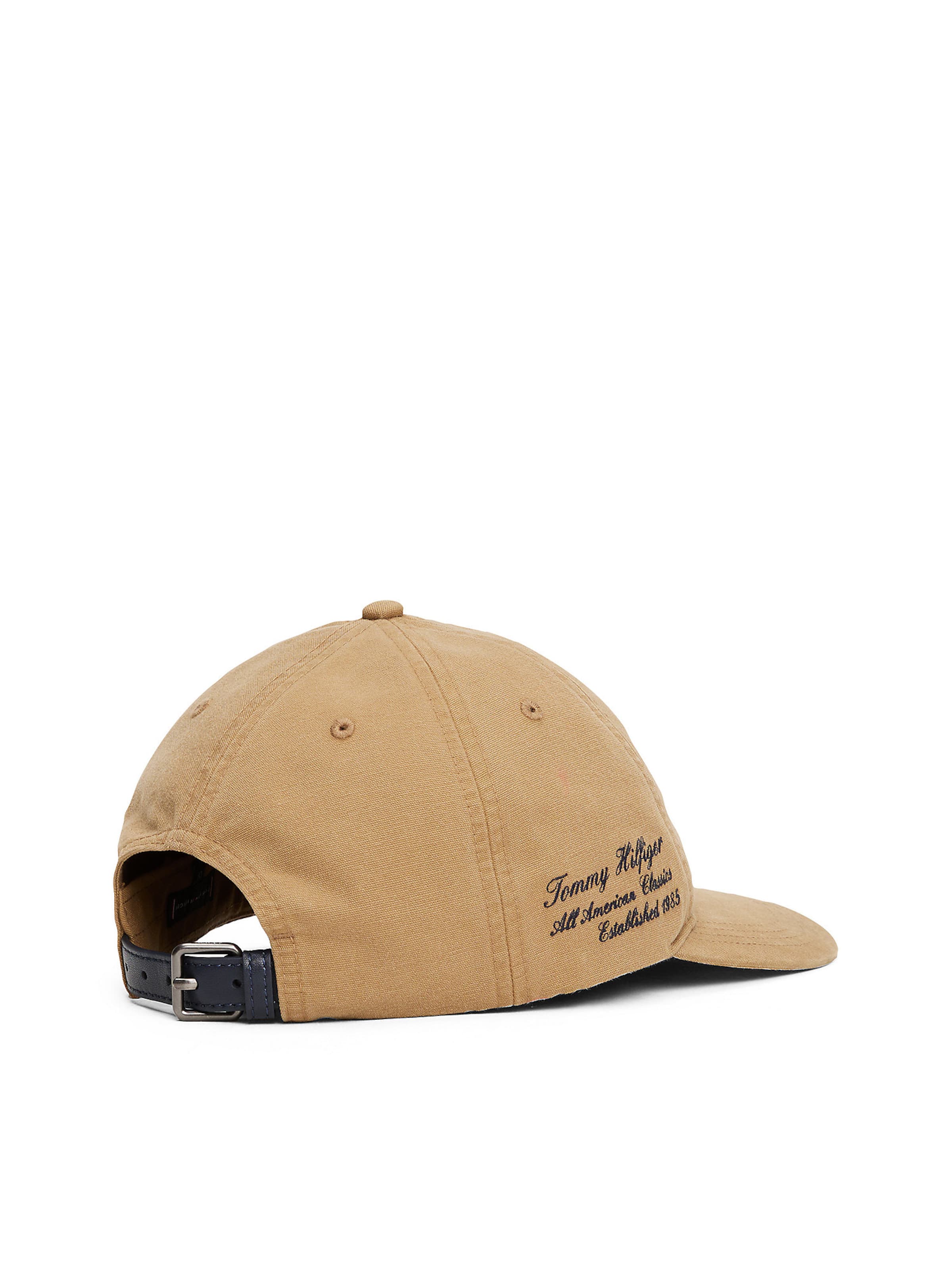 TOMMY HILFIGER Cap in Braun