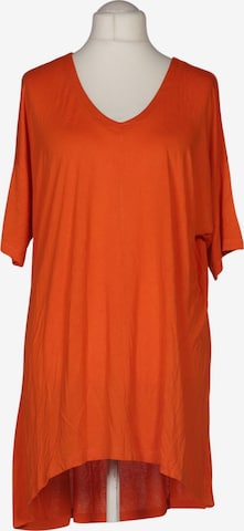 Sara Lindholm T-Shirt 4XL in Orange: Vorderseite