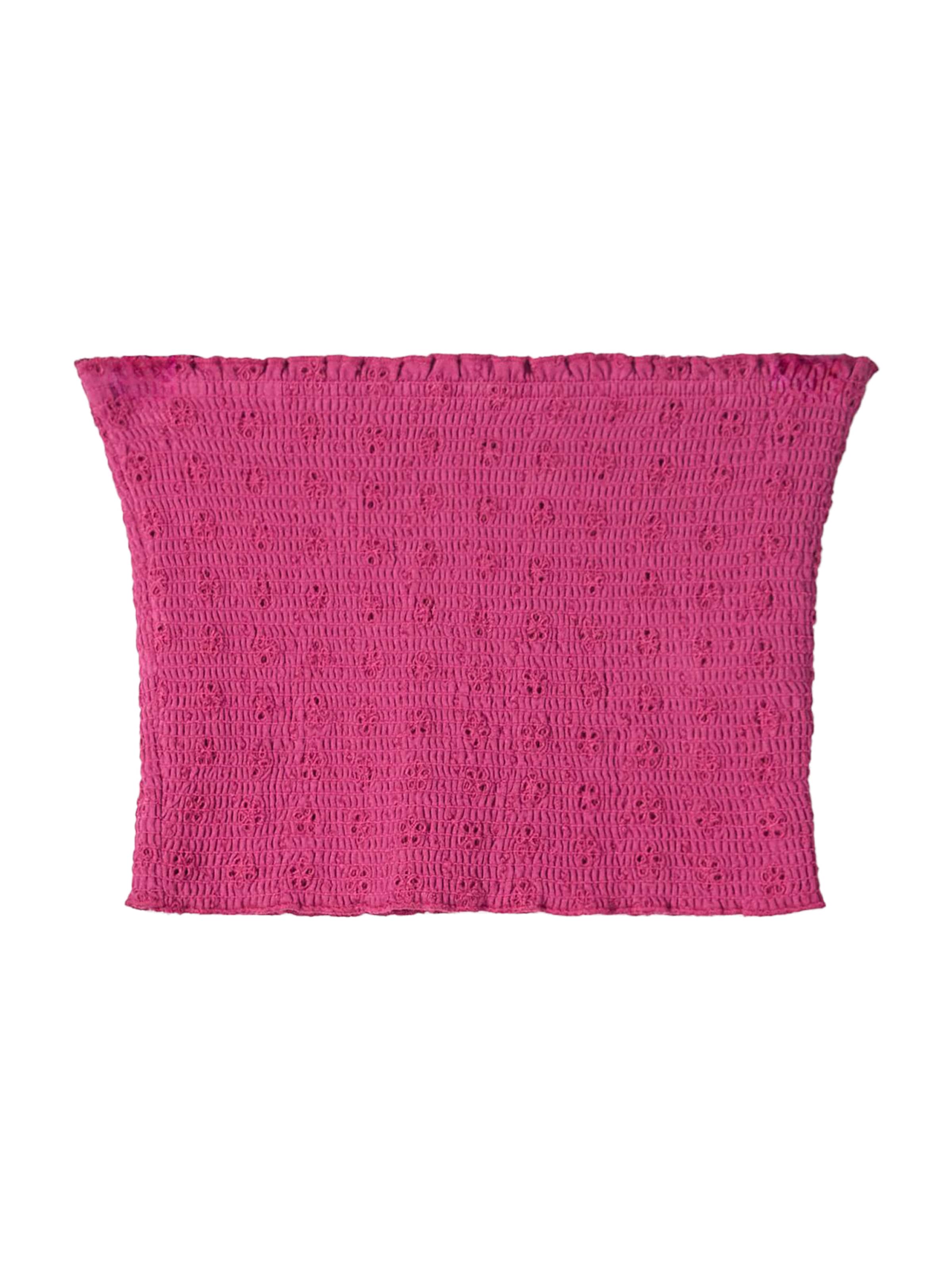 Top de la Bershka pe roz: față