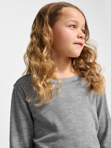 Hummel T-Shirt in Grau