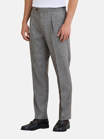 Next - regular Pantalón plisado en gris: frente