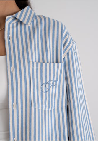 Prohibited Regular fit Button Up Shirt in Blue