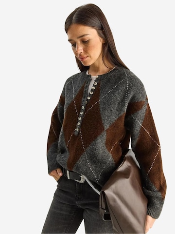 Bianco Lucci Pullover 'Pullover'‌‌‌‌‌‌‌ in Braun