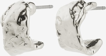 Cercei 'Instant' de la Pilgrim pe argintiu: față