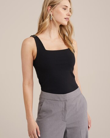 WE Fashion Top in Black: front