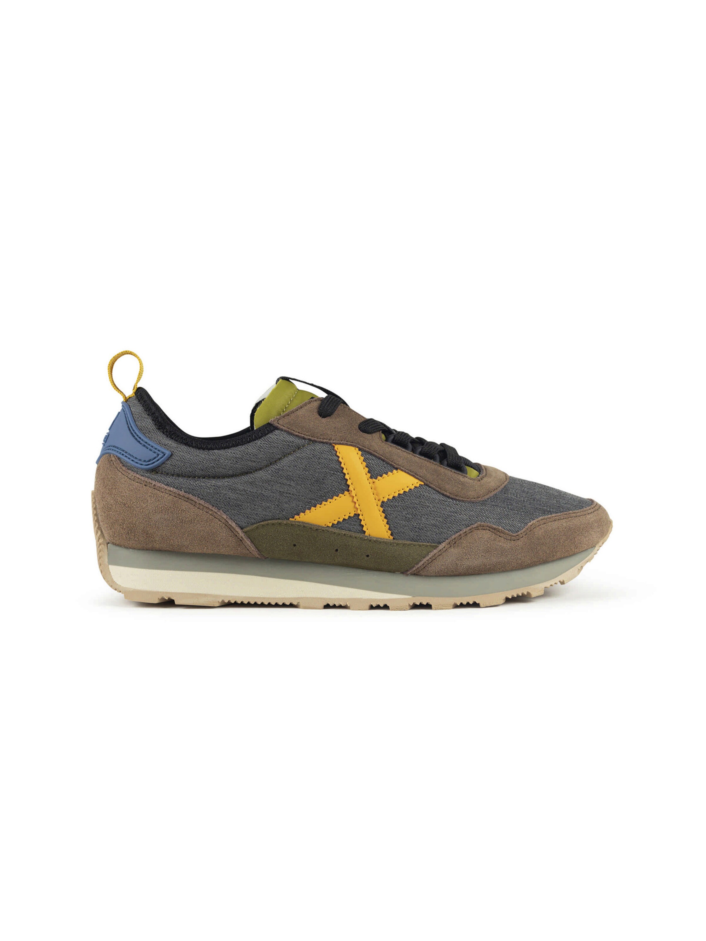MUNICH Platform trainers 'Um' in Brown