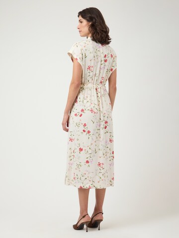 YAS Skjortklänning 'YASASINA' i vit