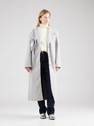 Cappotto di mezza stagione di PIECES in grigio