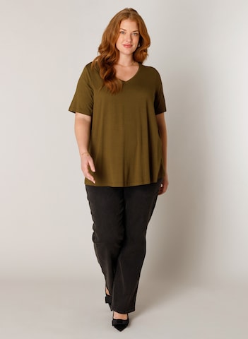 BASE LEVEL CURVY Shirt in Green