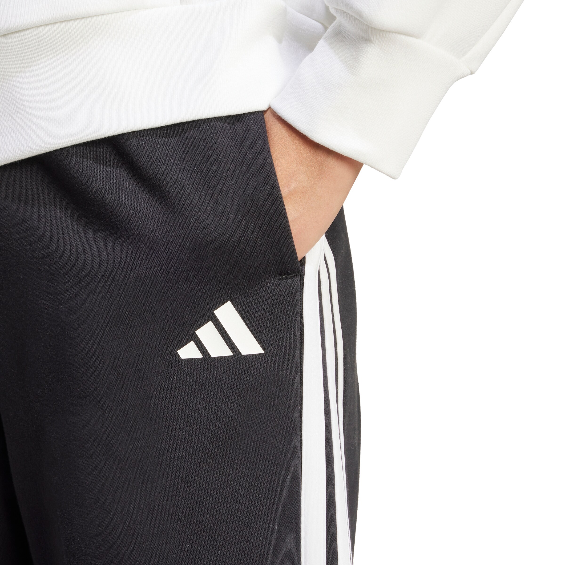 juoda ADIDAS SPORTSWEAR Siaurėjantis Sportinės kelnės 'Tiro'