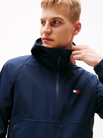 Tommy Jeans Tussenjas in Blauw