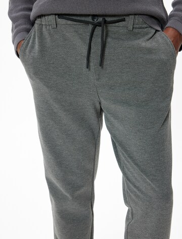 Koton Slim fit Trousers in Grey