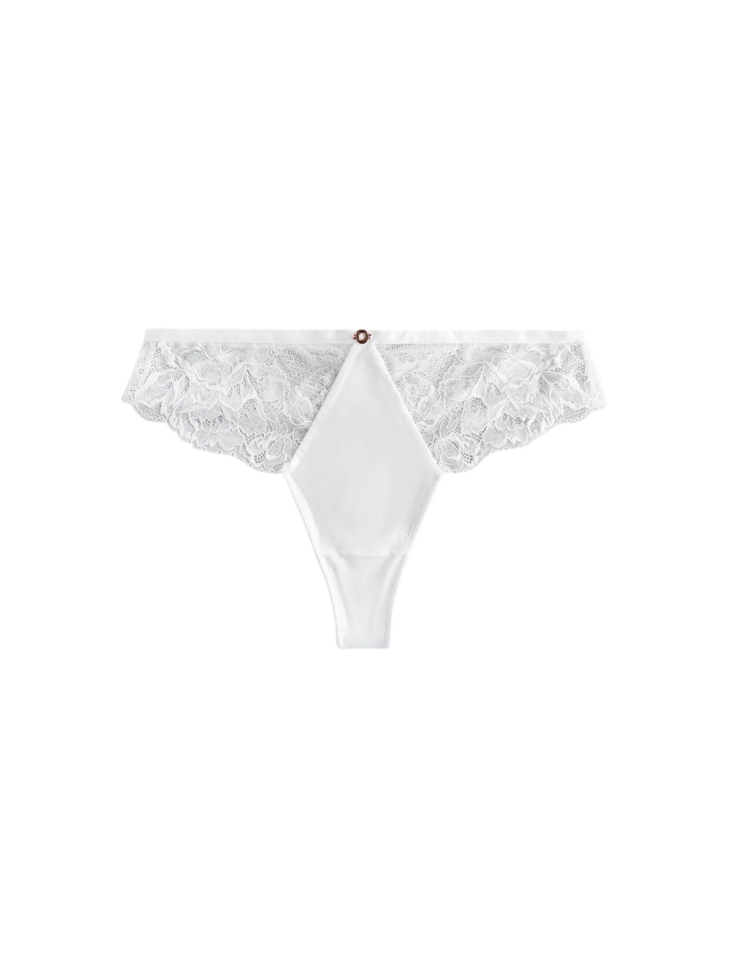 Lipsy String in White: front