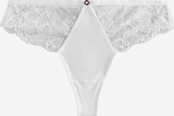 String Lipsy en blanc : devant