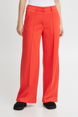 Wide leg Pantaloni con piega frontale 'KATE' di ICHI in rosso: frontale