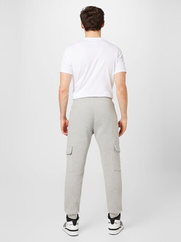 Tapered Pantaloni cargo 'Trefoil Essentials ' di ADIDAS ORIGINALS in grigio