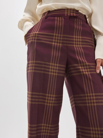 Lola Casademunt - Loosefit Pantalón en rojo