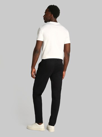 Calvin Klein Normální Kalhoty se sklady v pase – černá