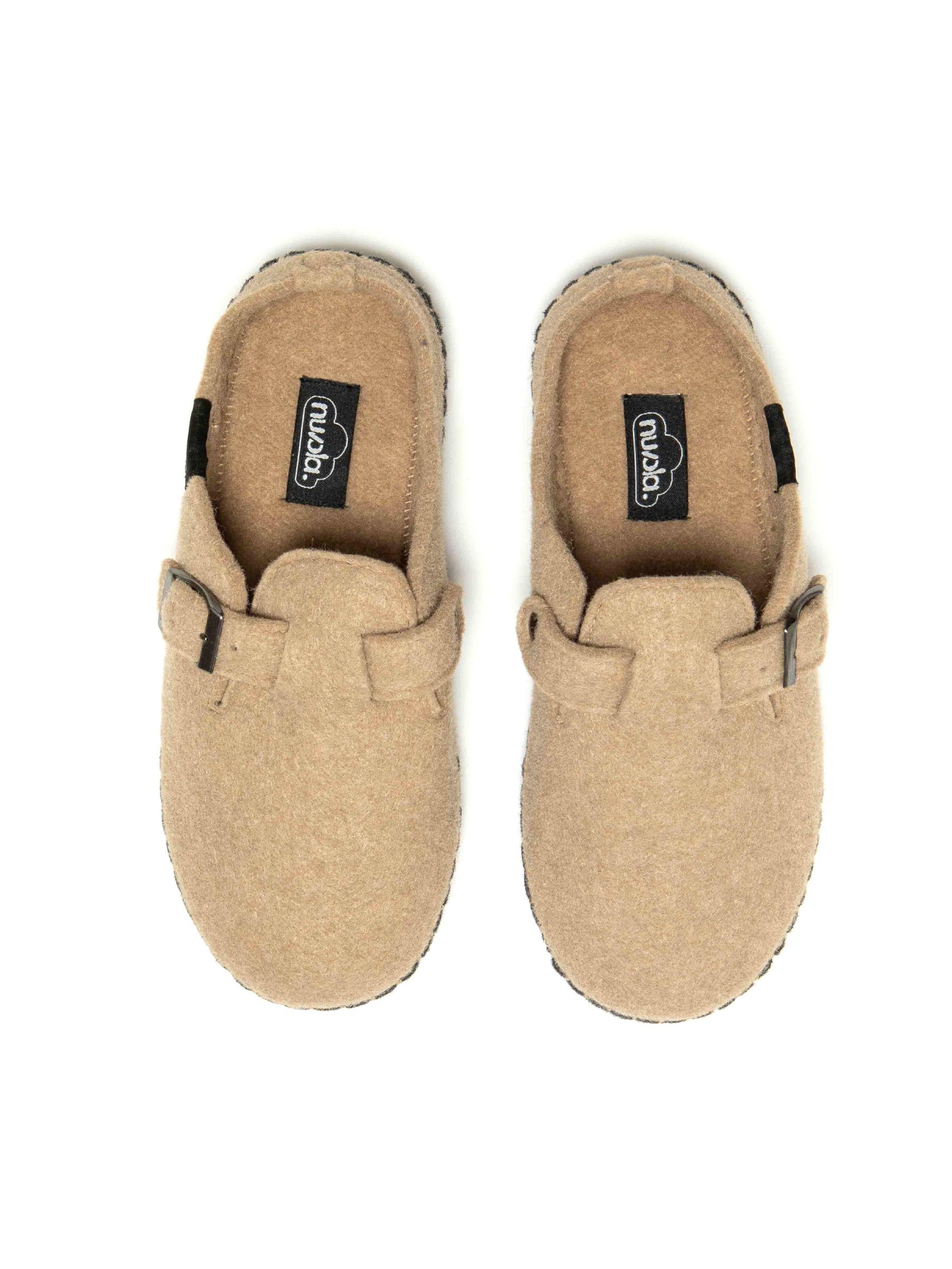 Nuvola. - Zapatillas de casa 'Zueco Belt' en beige