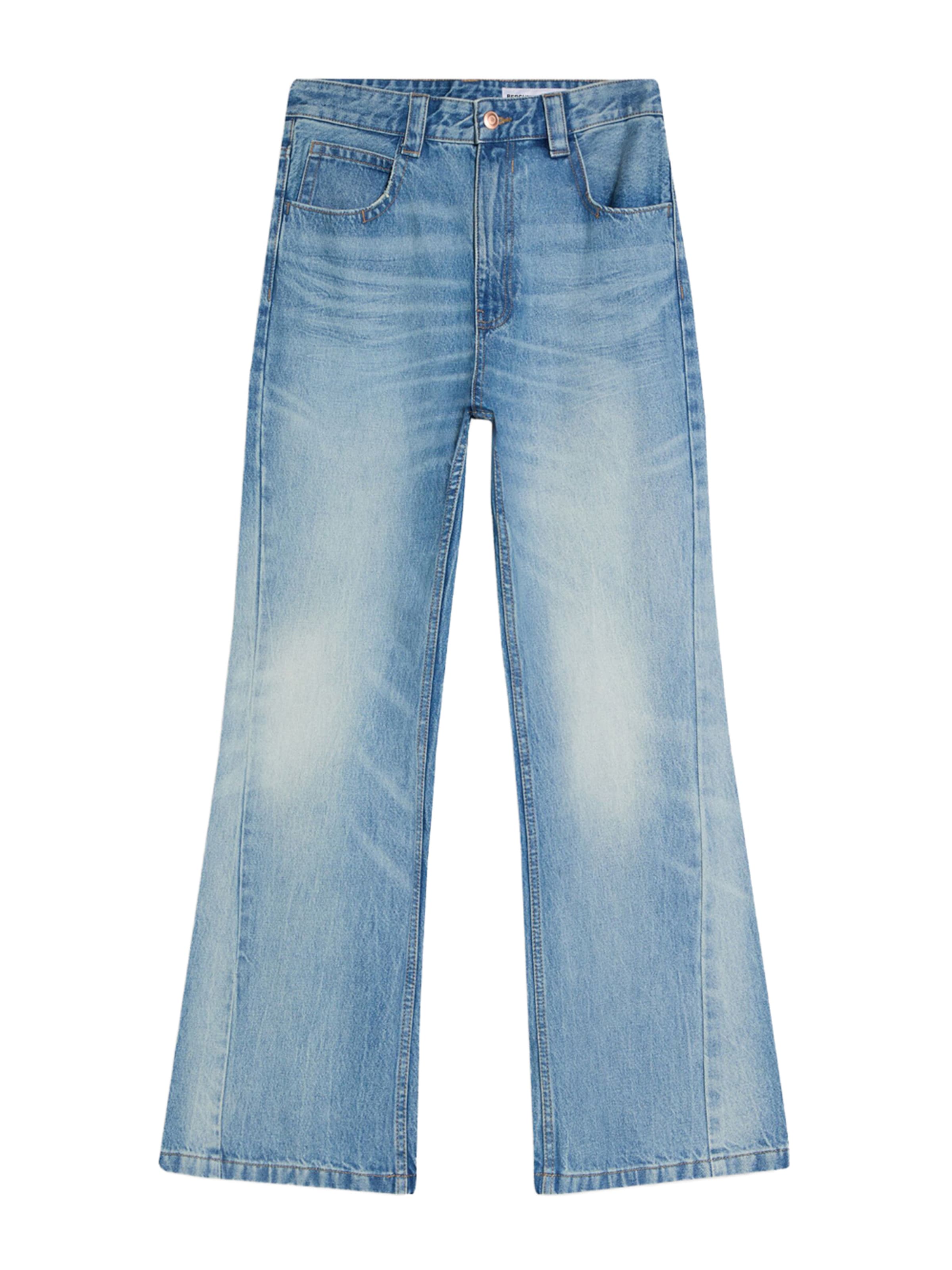 Bershka Flared Jeans in Blue: front