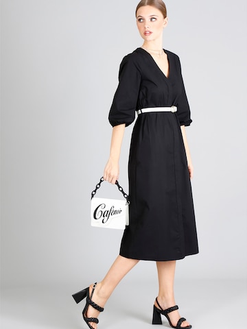 CAFè NOIR Shoulder bag in White: front