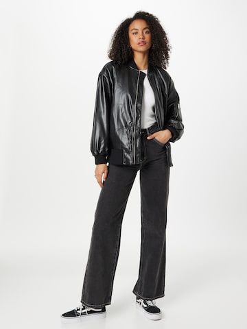 VERO MODA Between-Season Jacket 'BELLA' in Black